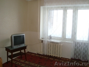 Продам трехкомнатную квартиру на Елизаровых, без посредников - Изображение #3, Объявление #225864