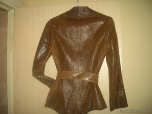 Куртка женская кожаная коричневая - Изображение #3, Объявление #499737