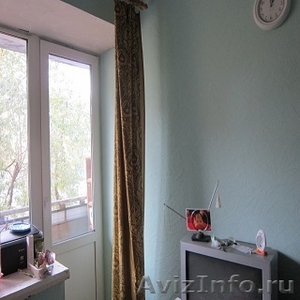Комната с балконом на ул.Ленина, в центре города - Изображение #2, Объявление #1160731